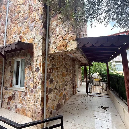 빌라 Sea View Terrace House W Garden Near Cunda Island *