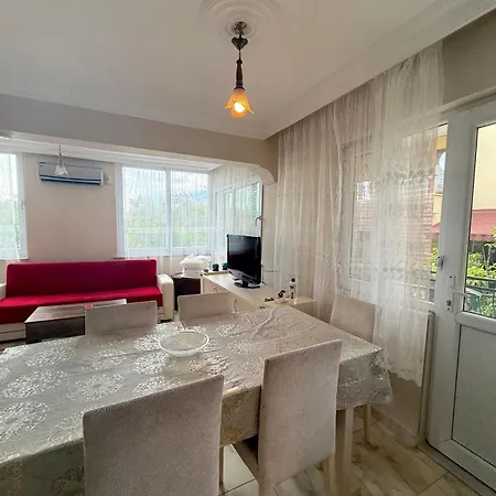 빌라 Sea View Terrace House W Garden Near Cunda Island *