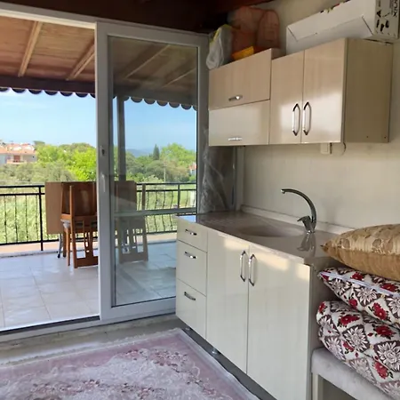 Sea View Terrace House W Garden Near Cunda Island 빌라